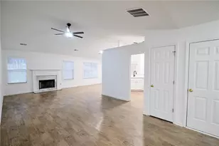 1645 Fort Mason Way, Dacula, GA 30019 - Photo 5