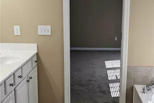 8730 Radford Ln, Suwanee, GA 30024 - Photo 19
