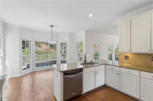 5055 Mallory Ct, Suwanee, GA 30024 - Photo 17