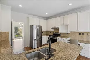 5055 Mallory Ct, Suwanee, GA 30024 - Photo 15