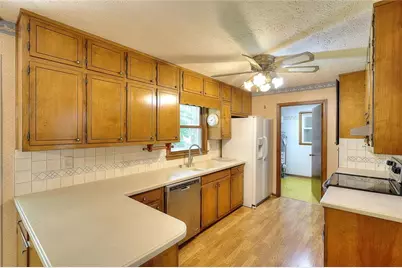 2439 Ellis Court, Snellville, GA 30078 - Photo 5