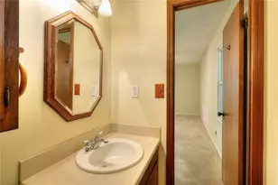 2439 Ellis Ct, Snellville, GA 30078 - Photo 17