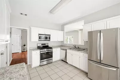 165 Farnworth Lane, Roswell, GA 30075 - Photo 9