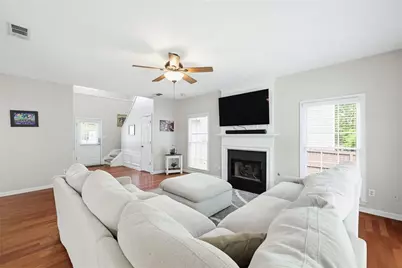 165 Farnworth Lane, Roswell, GA 30075 - Photo 5