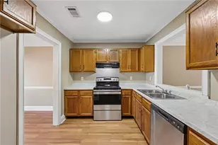 401 Autumn Leaf Way, Norcross, GA 30093 - Photo 7