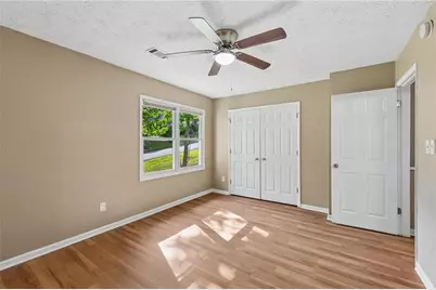 401 Autumn Leaf Way, Norcross, GA 30093 - Photo 15