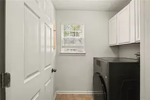 1320 Primrose Dr, Roswell, GA 30076 - Photo 19
