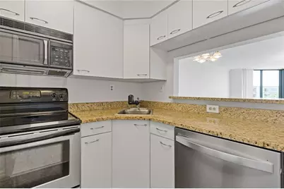 2870 Pharr Court S NW, Atlanta, GA 30305 - Photo 7