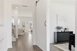 988 Blue Juniper Cir, Loganville, GA 30052 - Photo 3