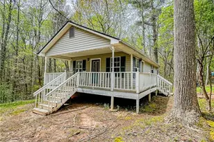 310 Georgia Ave, Dahlonega, GA 30533 - Photo 3