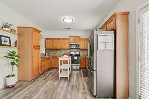 136 Meeting Pl Rd, Lawrenceville, GA 30044 - Photo 17