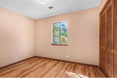 4105 Cumberland Drive, Snellville, GA 30039 - Photo 11