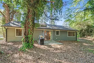 4105 Cumberland Dr, Snellville, GA 30039 - Photo 17