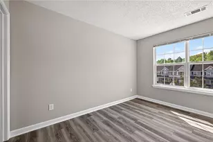 1065 Maple Valley Ct, Union City, GA 30291 - Photo 21