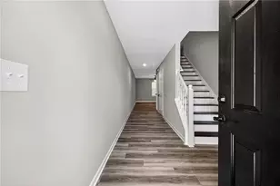 1065 Maple Valley Ct, Union City, GA 30291 - Photo 3