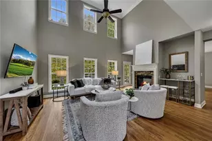 1025 Boxwood Ln, Canton, GA 30114 - Photo 11