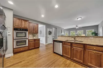 1025 Boxwood Lane, Canton, GA 30114 - Photo 21