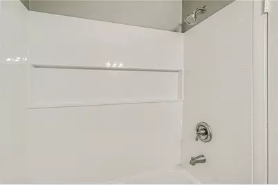 2805 Northeast Expressway NE #B34, Atlanta, GA 30345 - Photo 9