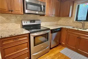 1148 Riverbend Club Dr SE, Atlanta, GA 30339 - Photo 11