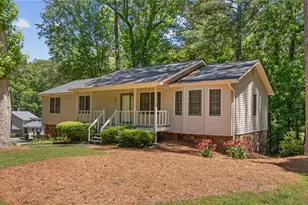 608 Wellington Ct, Woodstock, GA 30188 - Photo 1