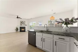 2070 Cabela Dr, Buford, GA 30519 - Photo 13