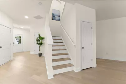 2070 Cabela Drive, Buford, GA 30519 - Photo 15