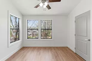 708 Parkaire Crossing, Marietta, GA 30068 - Photo 5