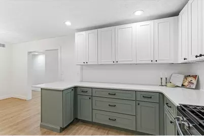 708 Parkaire Crossing, Marietta, GA 30068 - Photo 7
