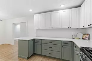 708 Parkaire Crossing, Marietta, GA 30068 - Photo 7