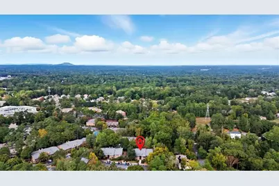 708 Parkaire Crossing, Marietta, GA 30068 - Photo 11