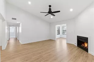 708 Parkaire Crossing, Marietta, GA 30068 - Photo 3