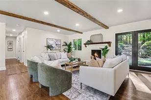 990 Melody Ln, Roswell, GA 30075 - Photo 5