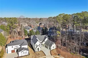 120 Thome Dr, Alpharetta, GA 30022 - Photo 81