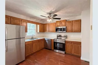 100 Stone Creek Drive, Covington, GA 30016 - Photo 9