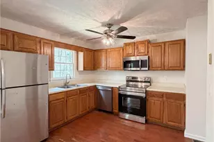 100 Stone Creek Dr, Covington, GA 30016 - Photo 9