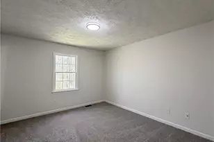 100 Stone Creek Dr, Covington, GA 30016 - Photo 17