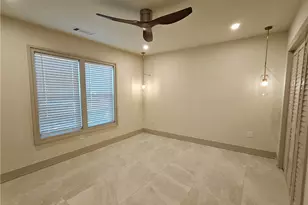 724 Bellemeade Ave NW, Atlanta, GA 30318 - Photo 13