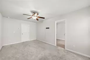 7041 Livia Pt, Riverdale, GA 30296 - Photo 17