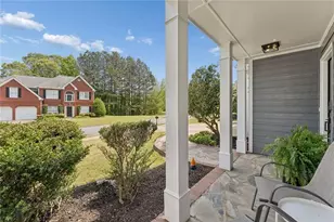 4380 Clairesbrook Ln, Acworth, GA 30101 - Photo 7