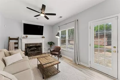 4380 Clairesbrook Lane, Acworth, GA 30101 - Photo 17