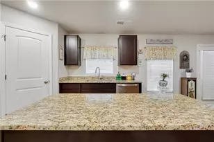 214 Woodlands Dr, Jackson, GA 30233 - Photo 9
