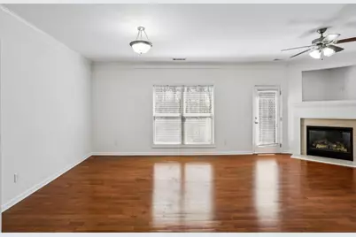 6194 Thorncrest Drive, Tucker, GA 30084 - Photo 5