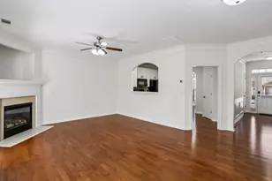 6194 Thorncrest Dr, Tucker, GA 30084 - Photo 7