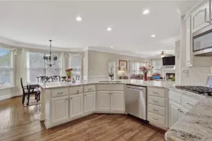 530 Bircham Way, Roswell, GA 30075 - Photo 15