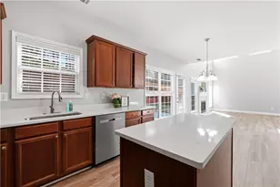 568 Austin Creek Dr, Buford, GA 30518 - Photo 13