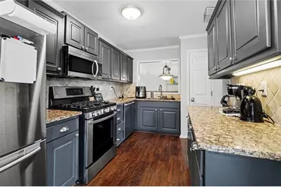 210 Riverview Drive, Marietta, GA 30067 - Photo 7