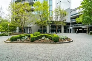 3338 Peachtree Rd NE, Atlanta, GA 30326 - Photo 37