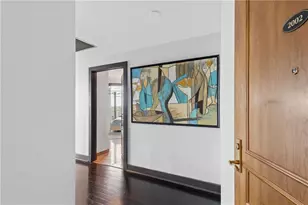 700 Park Regency Pl NE, Atlanta, GA 30326 - Photo 3