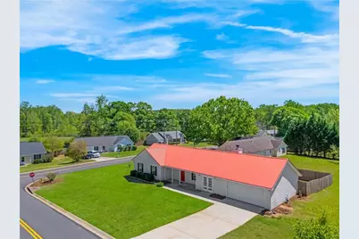 388 Royal Court, Jackson, GA 30233 - Photo 21