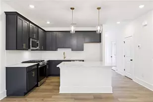 1524 Bryson Dr NW, Atlanta, GA 30318 - Photo 7